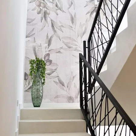 Villa Beautiful Leona Vir
